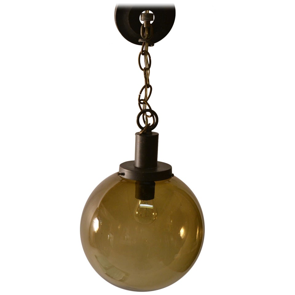 Luminaire suspendu en verre fumé gris avec boule en vente