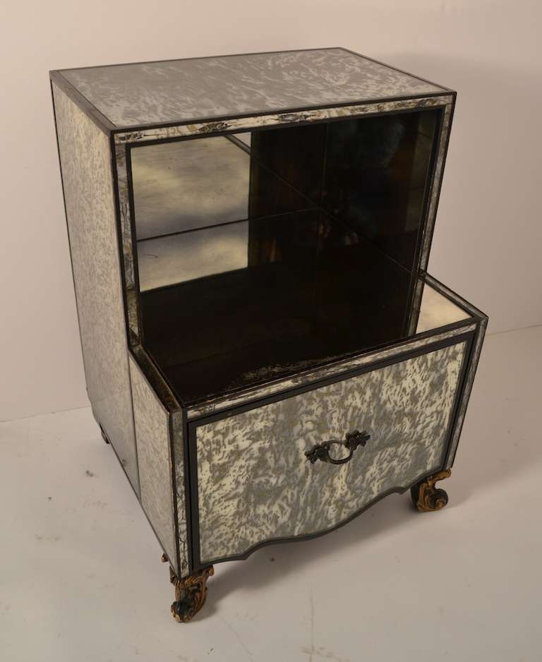 Mid-20th Century Pair Mirrored Night Stands attributed to James Mont For Sale