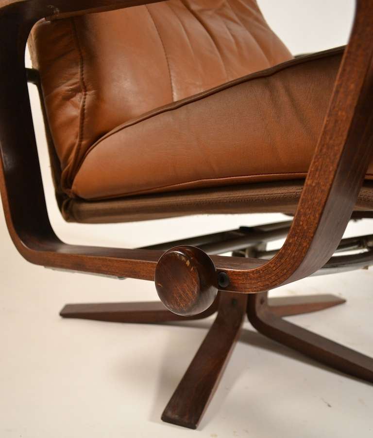 Leather Danish Modern Reclining Lounge Chair