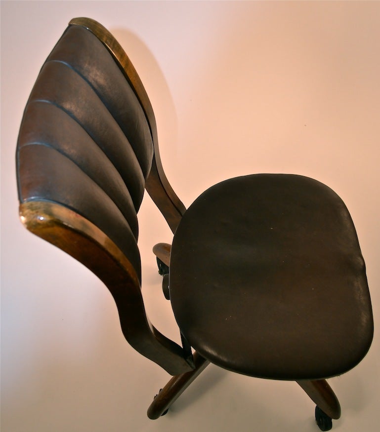 Early 20th Century Turn of the Century Swivel Tilt Armless Desk Chair