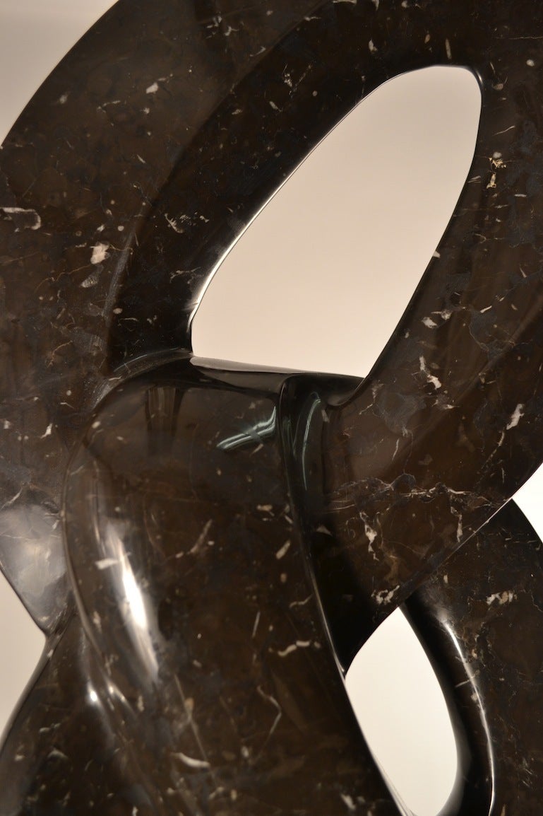 Abstract Marble Sculpture by Noted Artist Julie Warren Martin  (Conn) In Excellent Condition In New York, NY