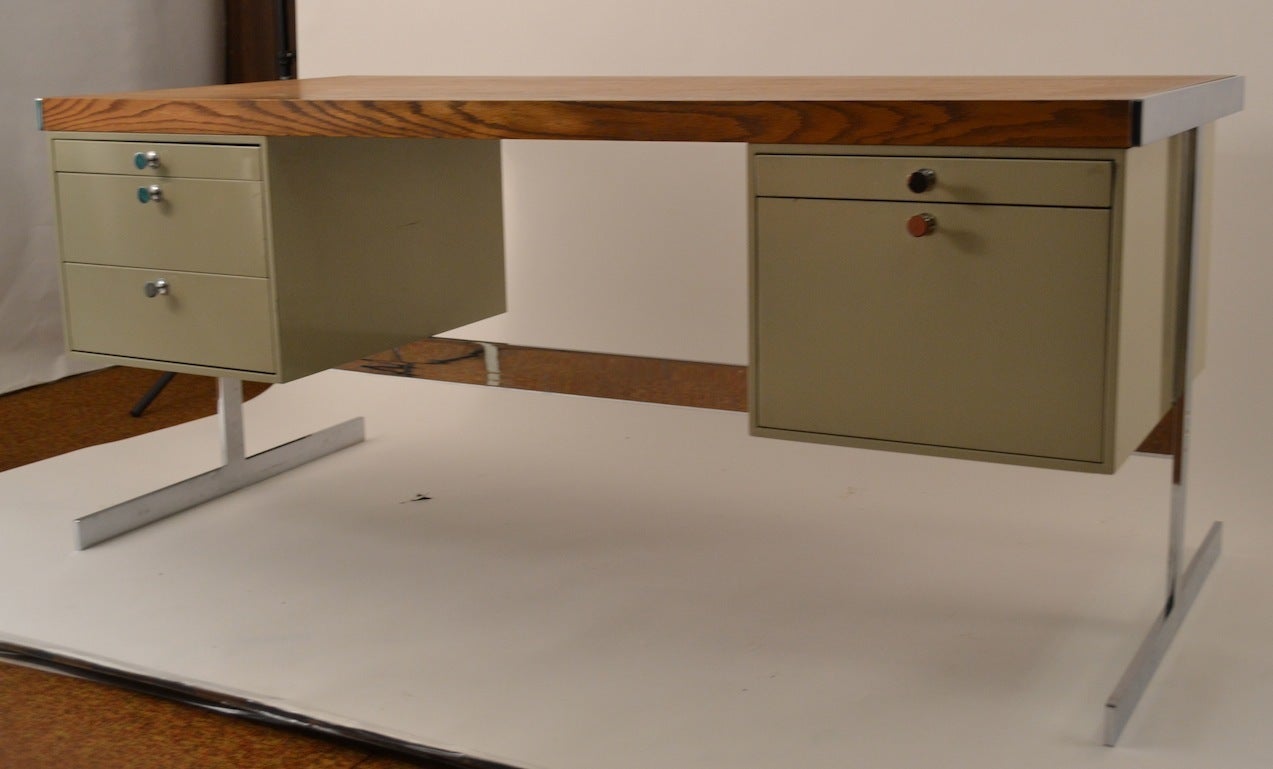 Mid-Century Steel and Oak Desk 2
