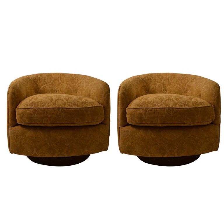 Pair of Extra Grade Swivel Tilt Tub Chairs at 1stDibs
