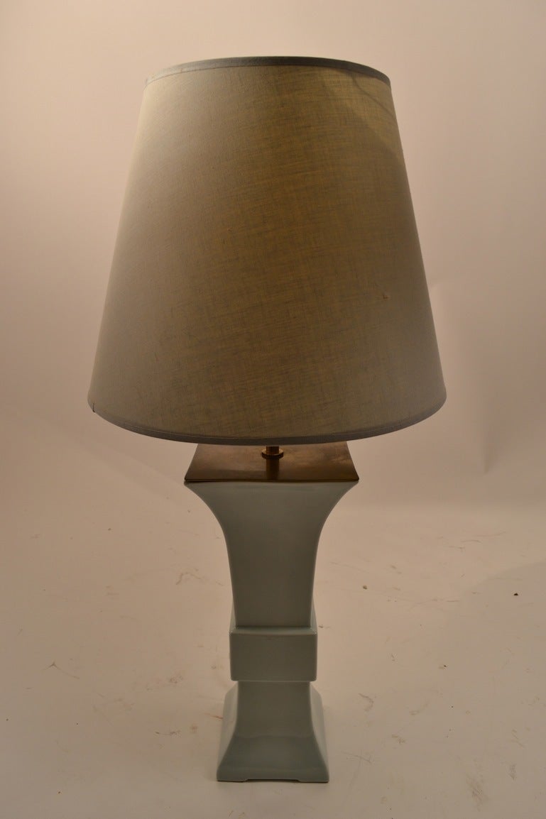 Blanc De Chine Lampe im chinesischen Stil (Moderne der Mitte des Jahrhunderts) im Angebot