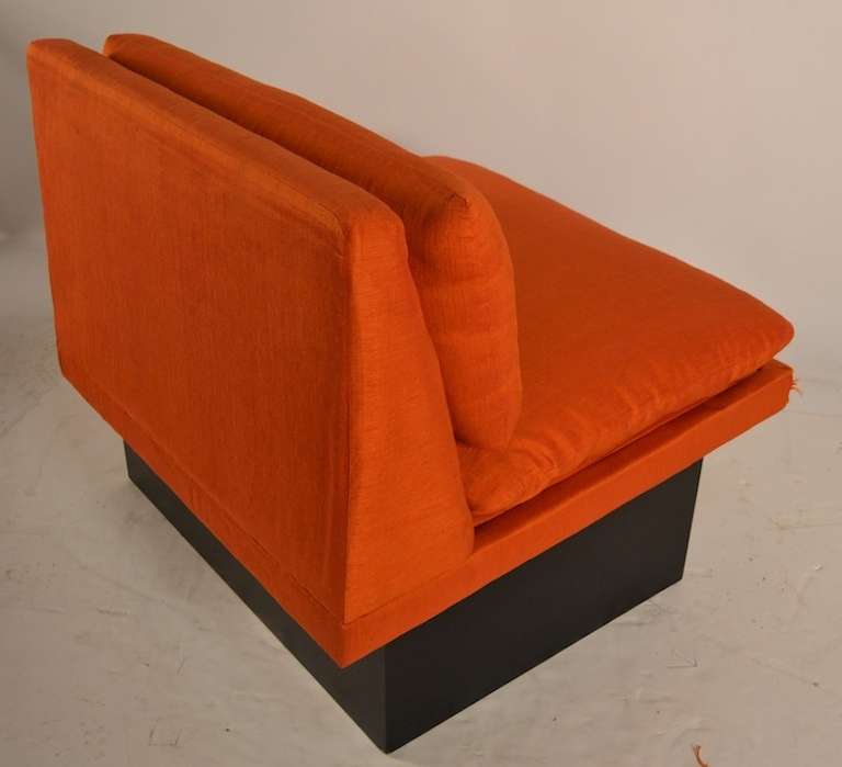 Mid-Century Modern Armless Lounge Seat