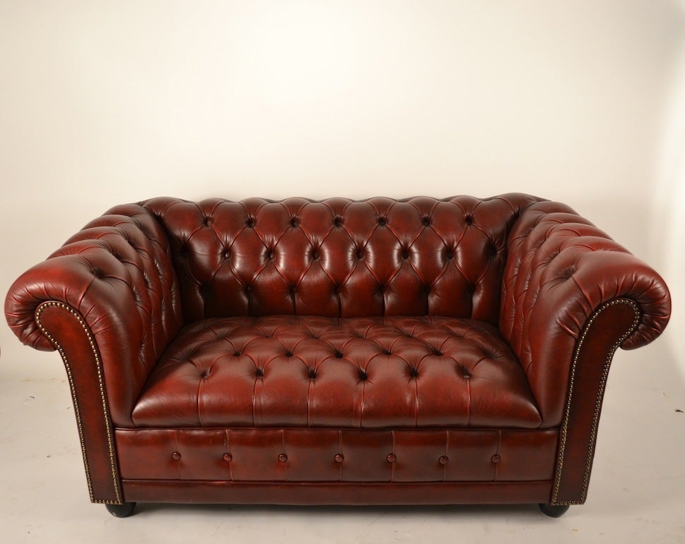 American Burgundy Leather Chesterfield Loveseat