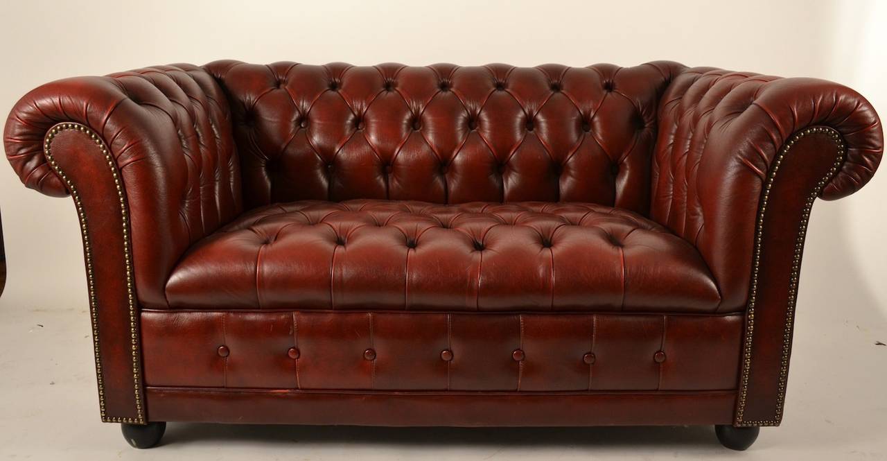 Burgundy Leather Chesterfield Loveseat At 1stdibs