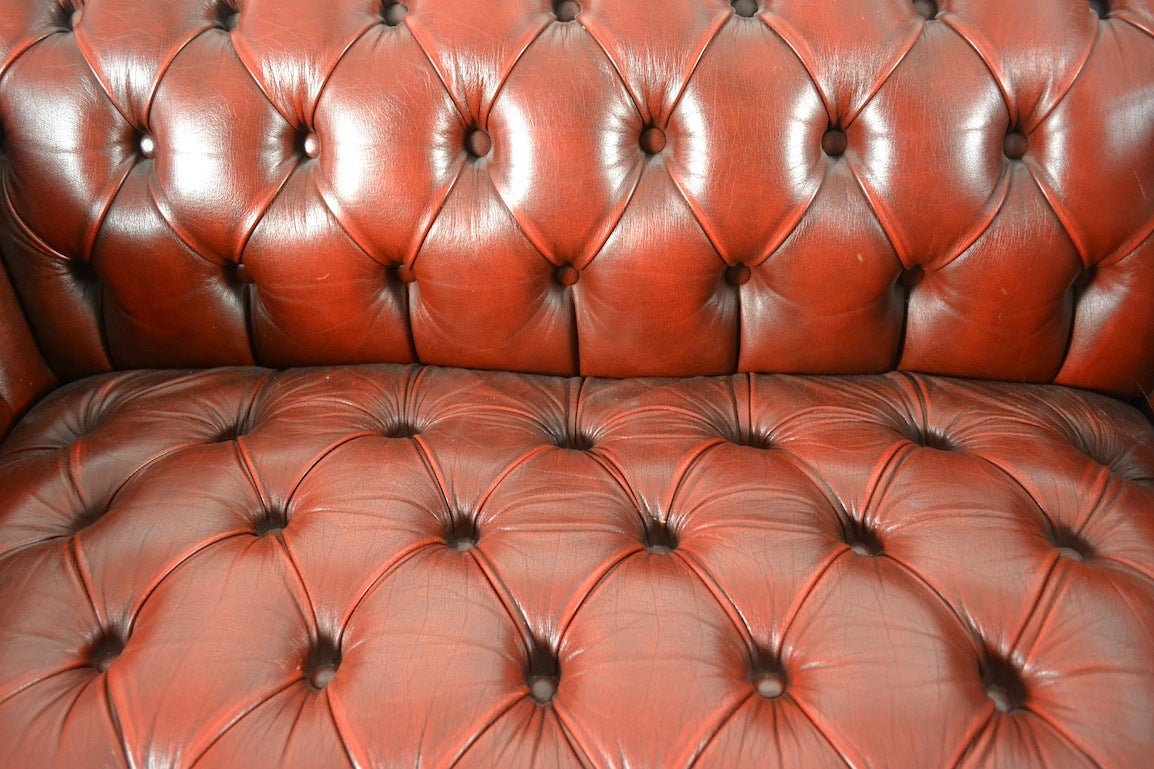 Burgundy Leather Chesterfield Loveseat 1