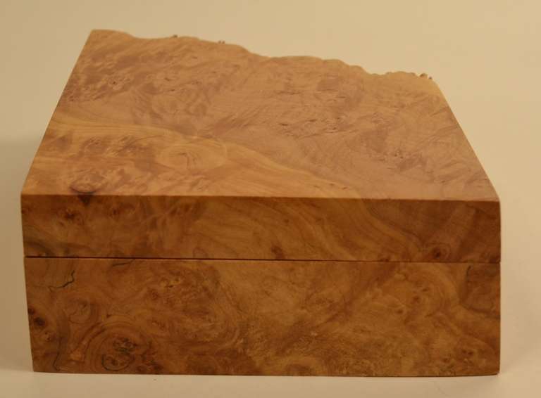 Michael Elkan Hinged Burl Jewelry Box In Excellent Condition For Sale In New York, NY