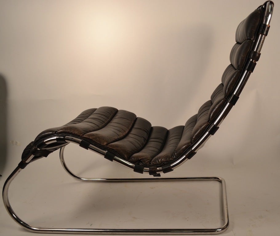 Late 20th Century Mies van der Rohe for Knoll Chaise Lounge