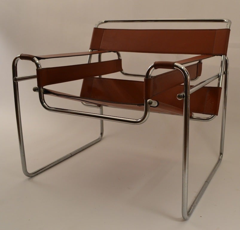 Brown Leather and Chrome Wassily Chair In Excellent Condition In New York, NY