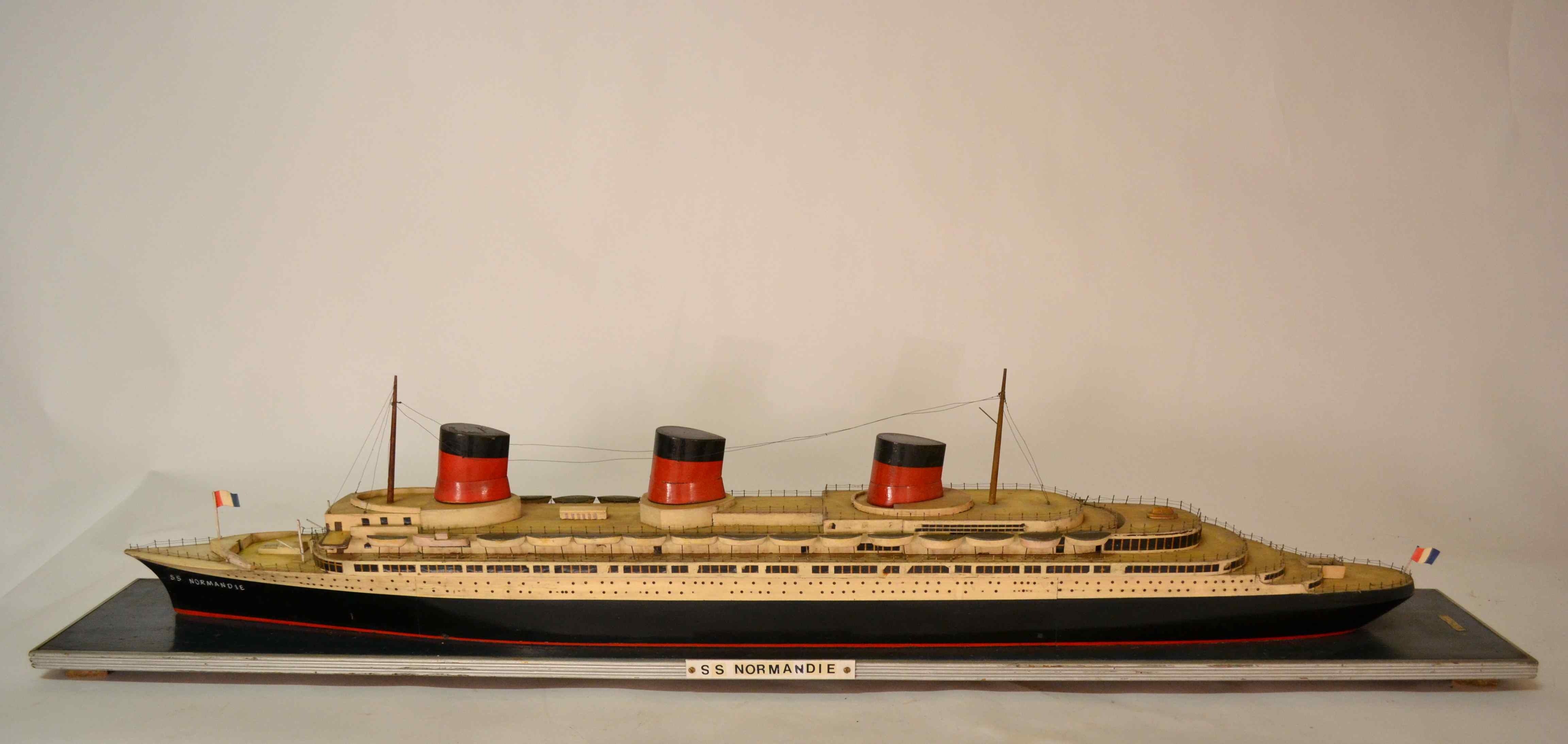 Normandie Ship Model