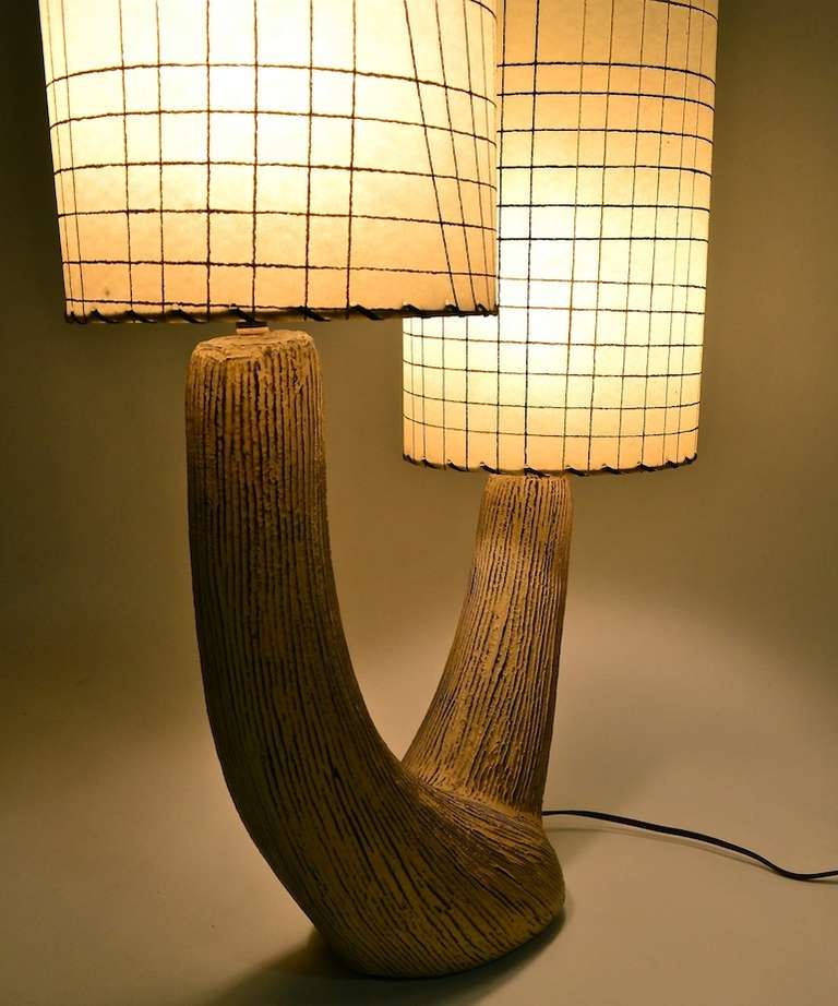 Two Light Sculptural Table Lamp In Excellent Condition In New York, NY