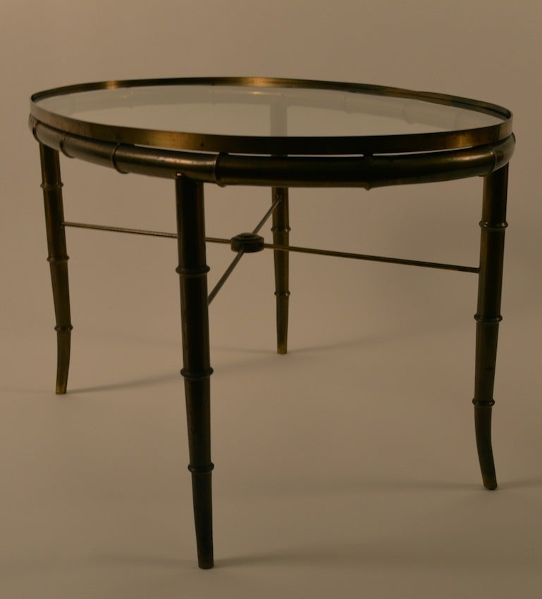 Elegant Diminutive Oval Coffee Cocktail Table by Mastercraft In Good Condition In New York, NY