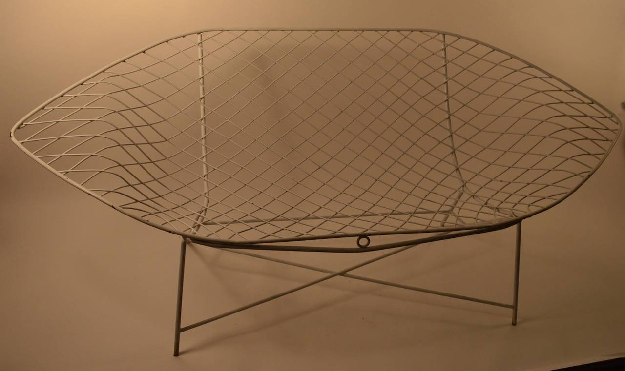 Diamond Shaped Outdoor Love Seat after Bertoia In Good Condition In New York, NY