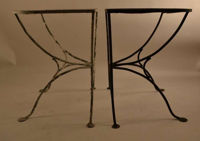 Salterini Console in White Paint Finish In Excellent Condition In New York, NY