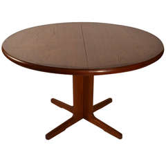 Round Teak Danish Modern Dining Table with Two Leaves