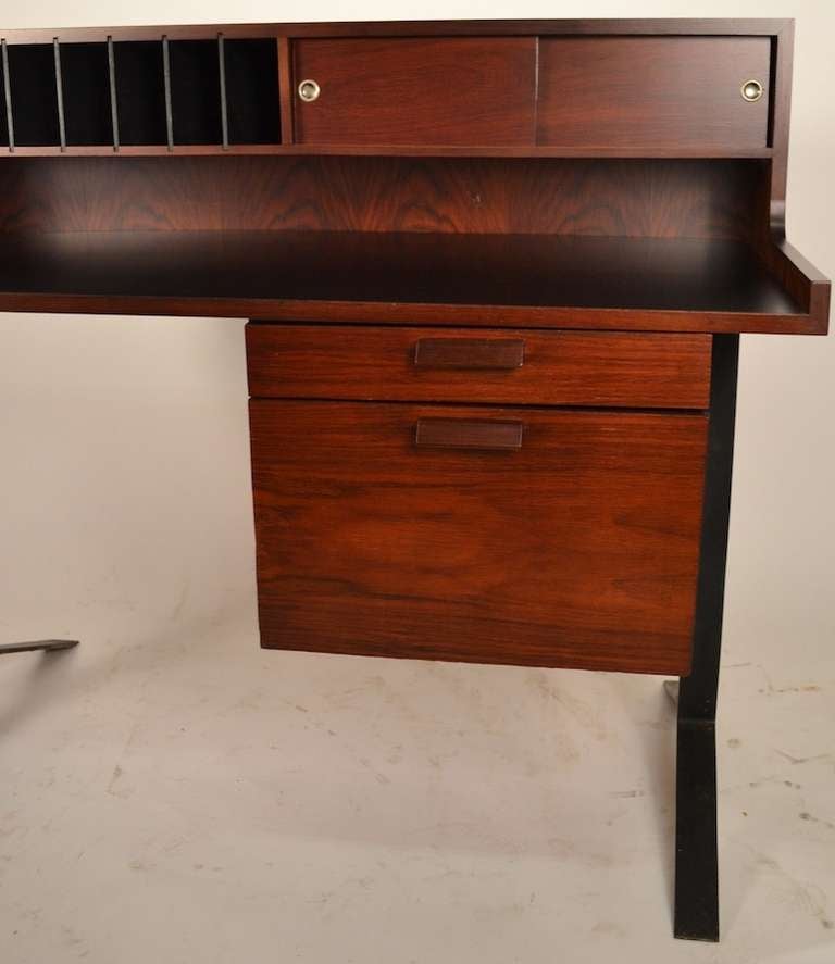 Architectural Rosewood Desk In Good Condition In New York, NY