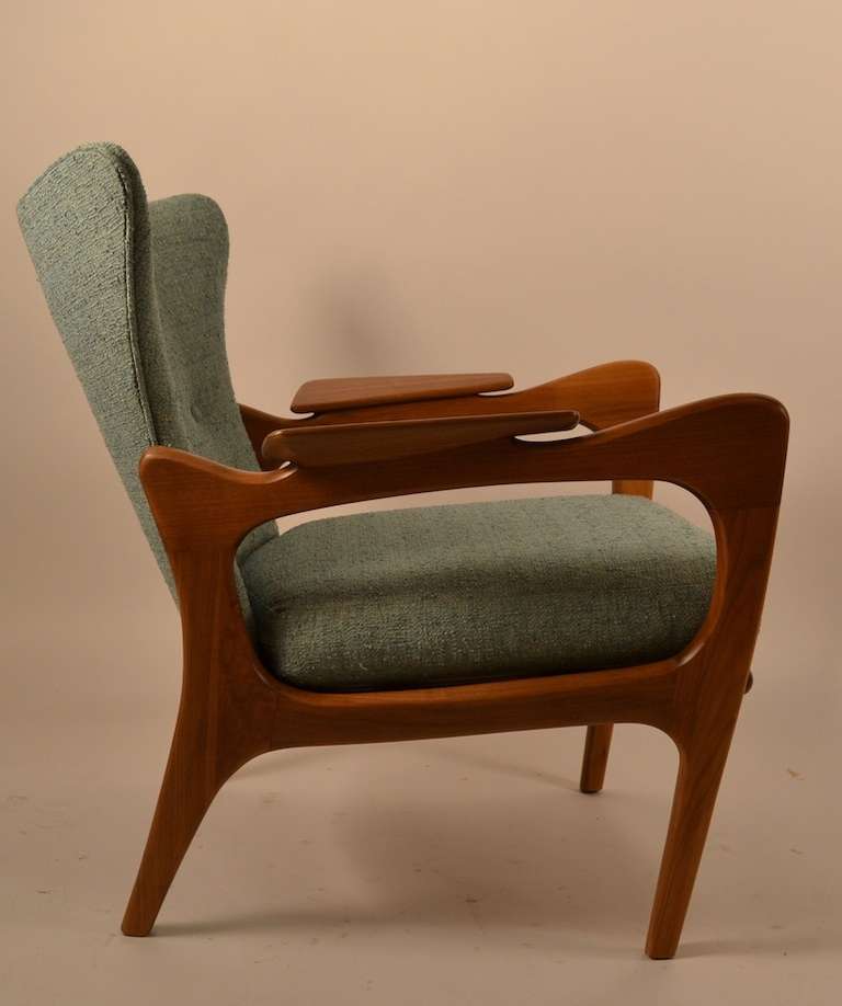 Nice pair of stylish lounge chairs by Adrian Pearsall for Craft Associates. Both are in fine original condition
