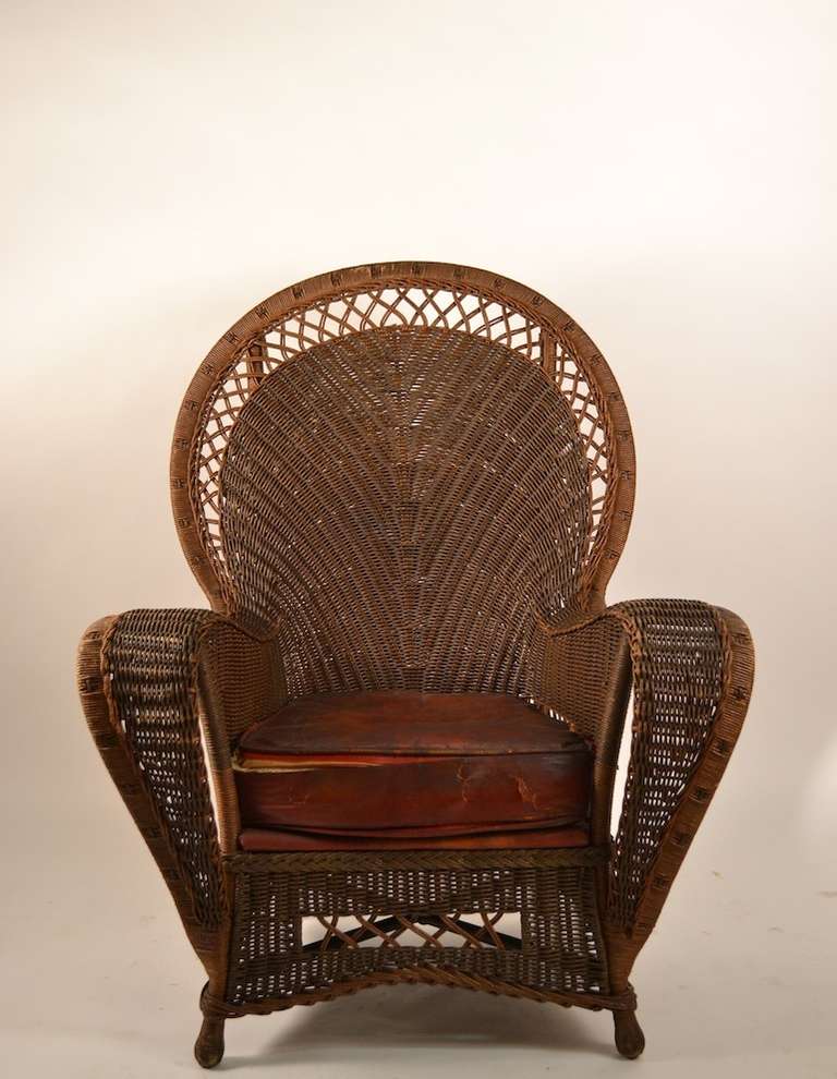 Arts and Crafts Stylish Wicker Lounge Chair