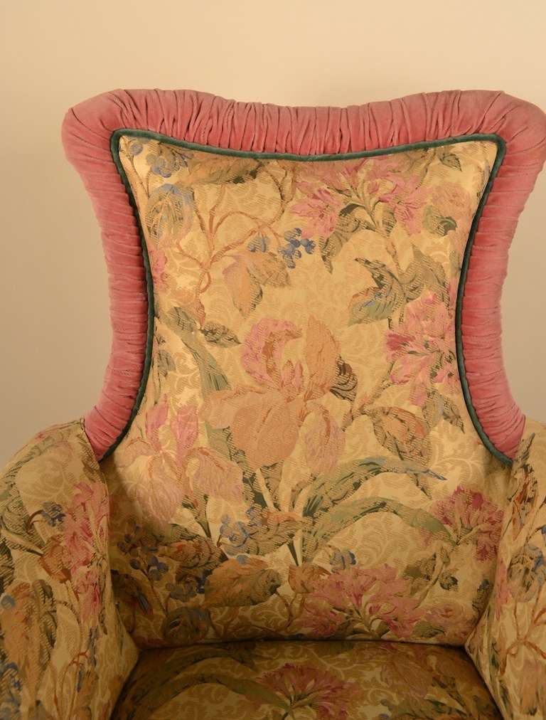 Pair of Decorative Chairs Attributed to Grosfeld House In Good Condition For Sale In New York, NY