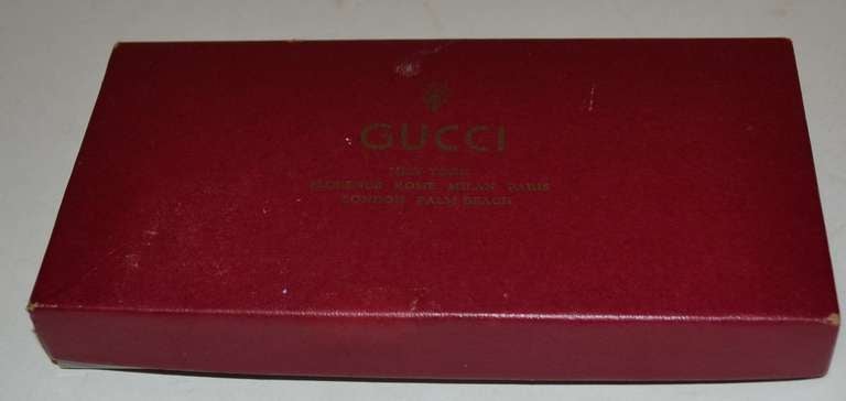 Gucci Clutch Wallet Purse 2
