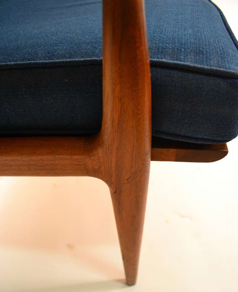 Mid-Century Modern Early Milo Baughman for Thayer Coggin Walnut frame arm chair For Sale
