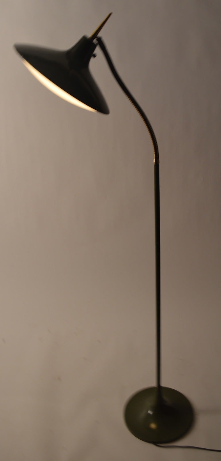 Metal Laurel Gooseneck Floor Lamp Model B- 683 in the style of Ponti