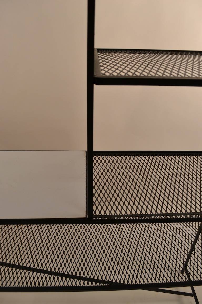 Mid-Century Modern Freestanding Squared Iron, Mesh, and Laminate Shelf by Freda Diamond
