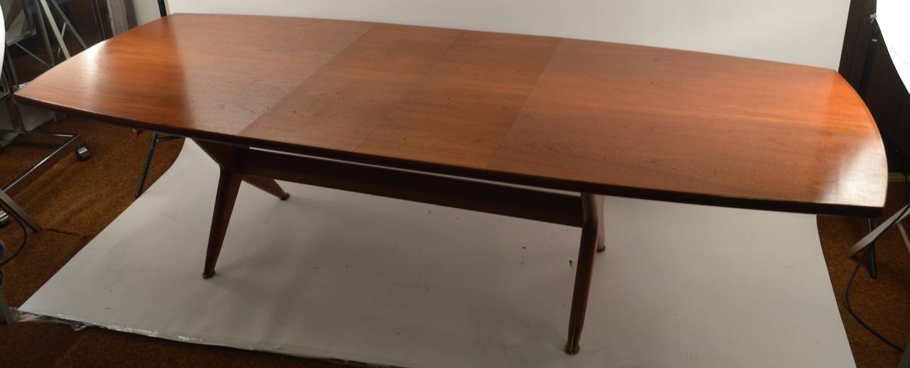 Fredrick Kayser for Gustav Bahus of Norway Dining Table In Excellent Condition In New York, NY