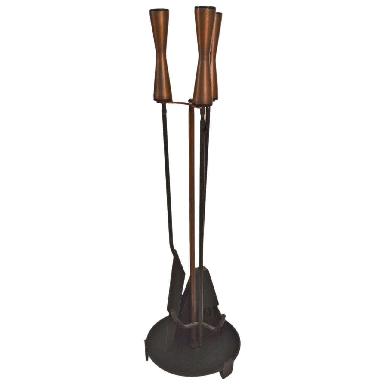 View this item and discover similar fireplace tools and chimney pots for sale at 1stdibs - Classic Mid-Century Modern fireplace tool set. This set includes a shovel
