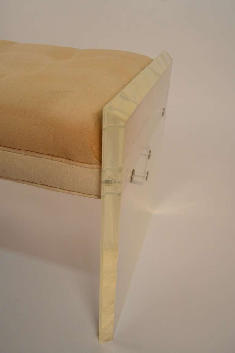 Glamorous Lucite Bench In Good Condition In New York, NY