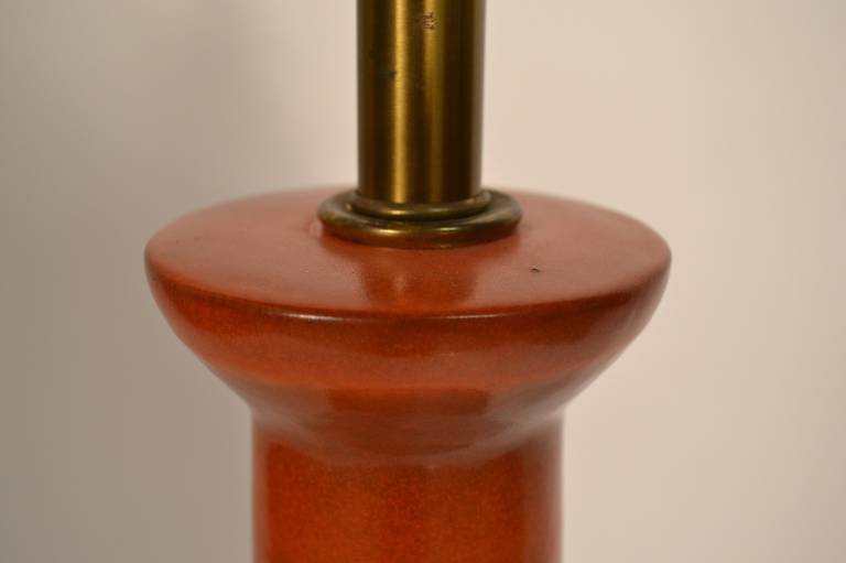 Mid-Century Orange Pottery Lamp In Excellent Condition In New York, NY