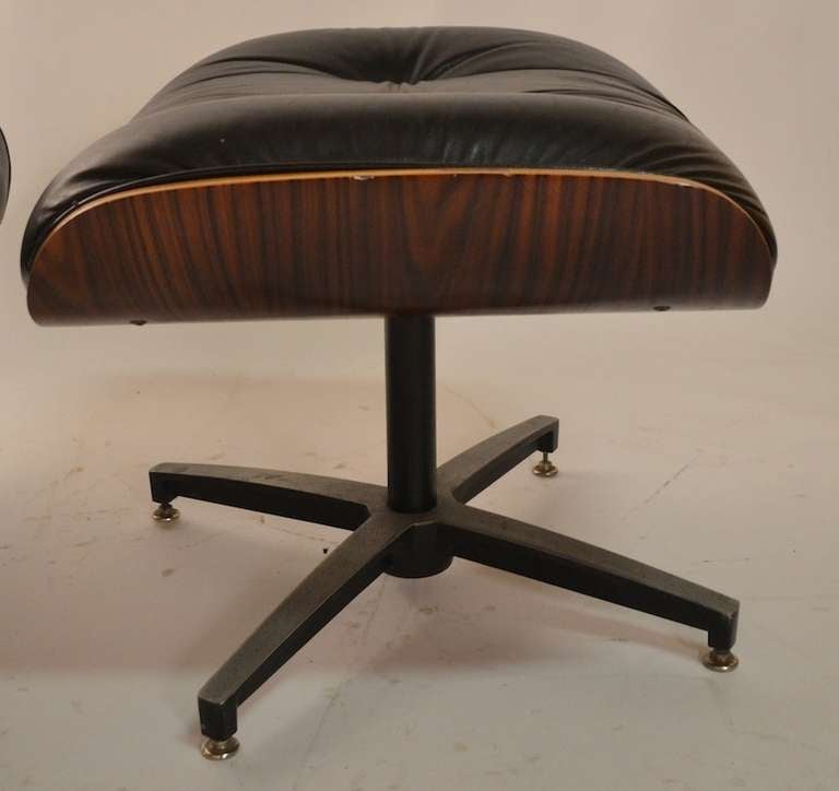 Mid-Century Modern George Mulhauser For Plycraft Leather and Rosewood Lounge Chair and Ottoman