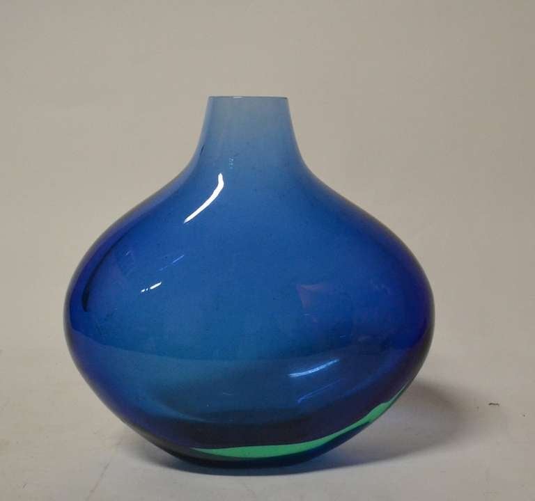Flavio Poli for Seguso Large Sommerso Vase In Excellent Condition For Sale In New York, NY