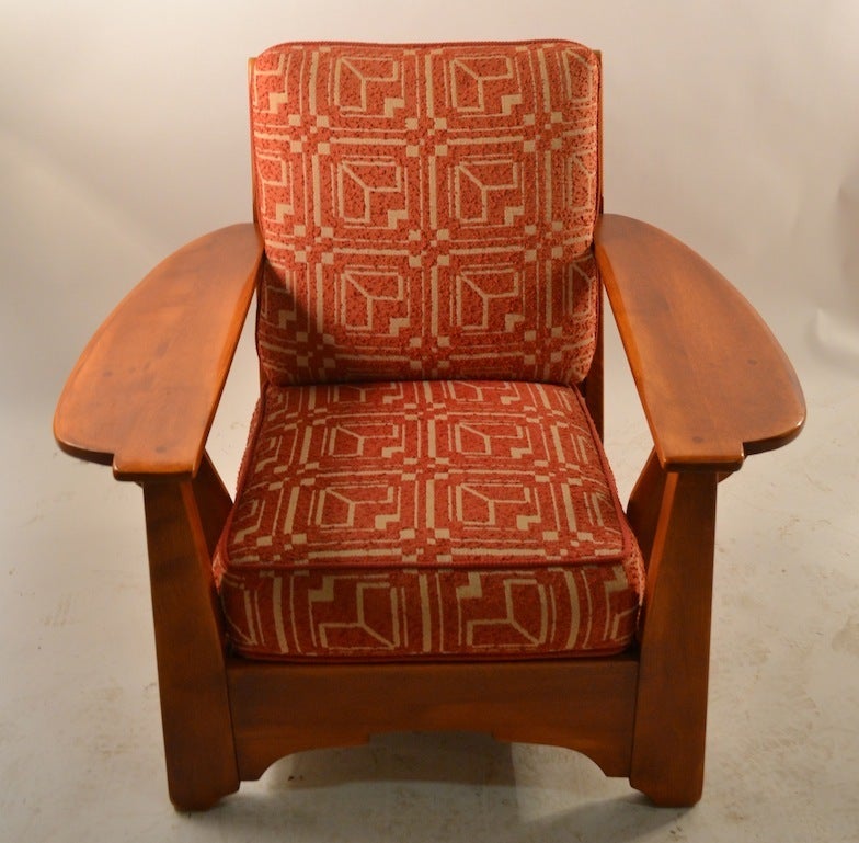 Cushman of Vermont maple lounge chair, designed by Herman DeVries. Stylish, casual, sophisticated, and comfortable.