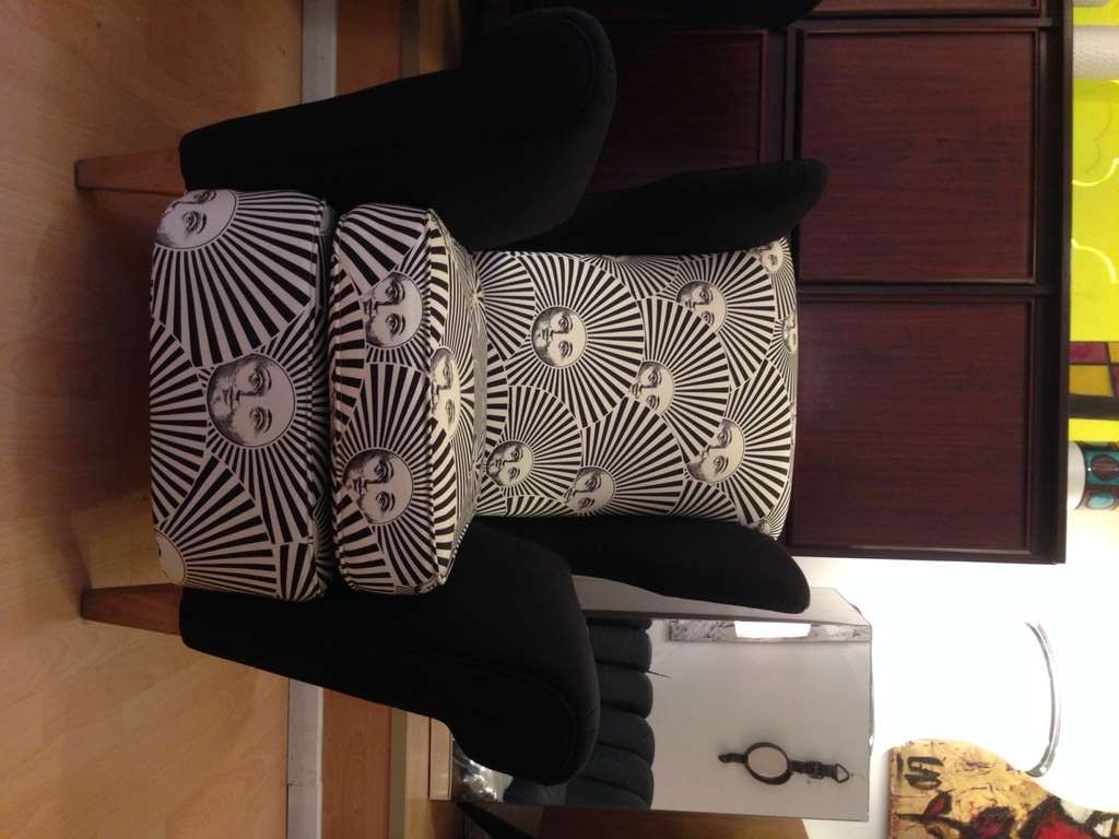 Pair of Italian Lounge Chairs covered with Pietro Fornasetti Fabric In Good Condition In Fuveau, Provence