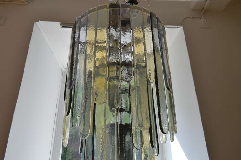 Glass chandelier by Leucos circa 1970

Multicolored glass.

Height 120cm; diameter 60cm

Please do not hesitate to contact me for any additional information.