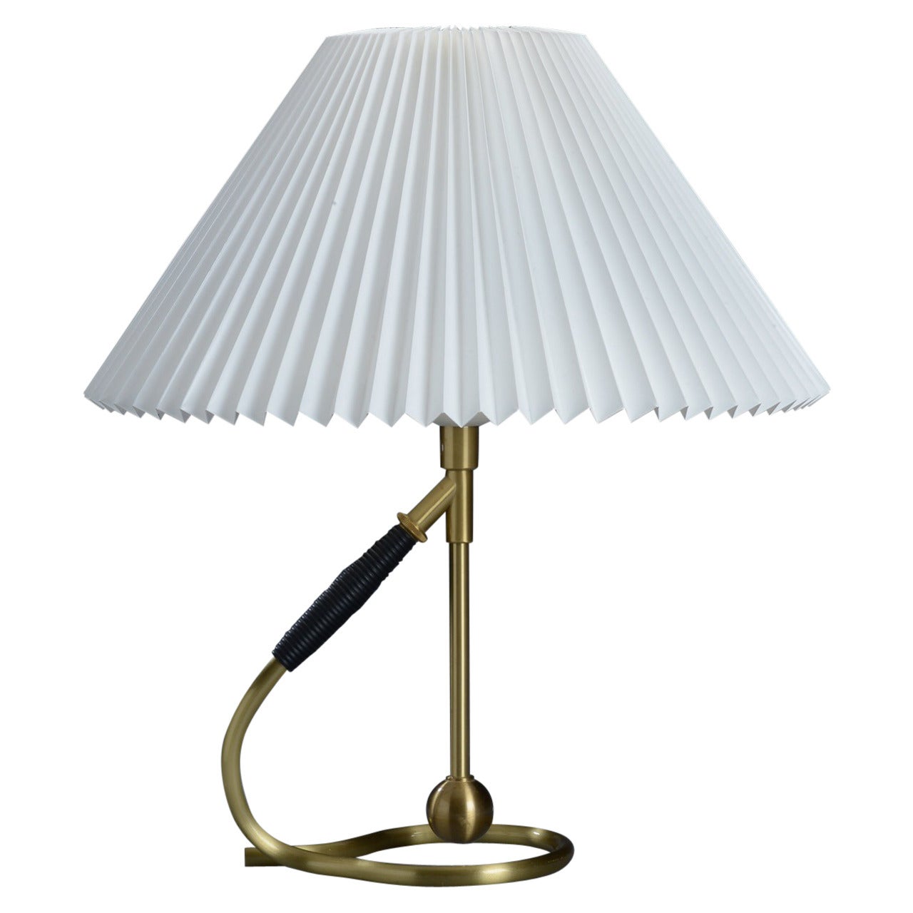 Elegant Table and Wall Lamp by Kaare Klint, circa 1940 For Sale