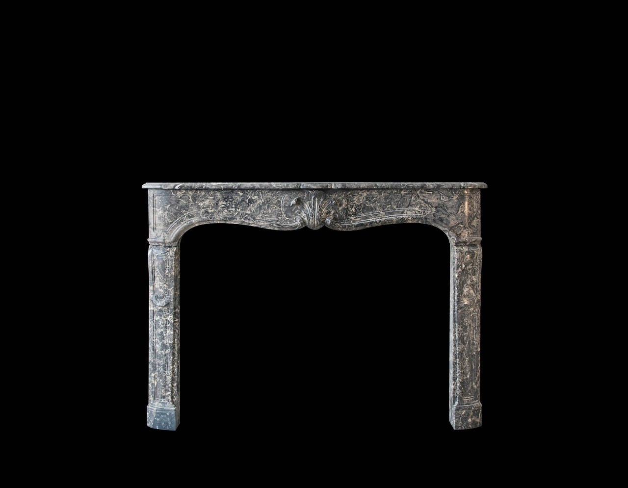 French Louis XV mantel in Sainte Anne des Pyrenees marble. 

Opening dimensions: 51