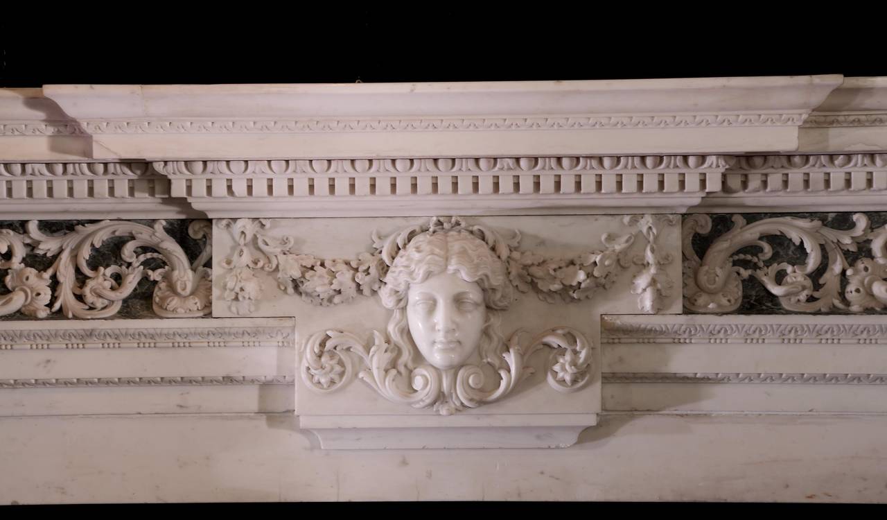 18th Century Verde Antico and Statuary Marble Chimneypiece In Good Condition For Sale In New York, NY