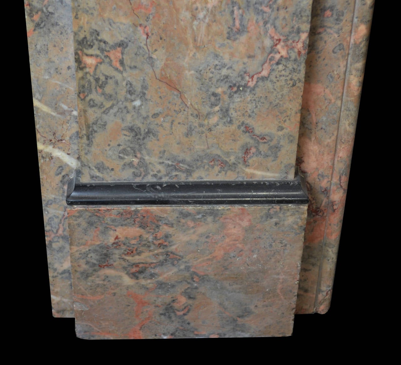 20th Century Edwardian St. Annes Rouge Marble In Good Condition In New York, NY