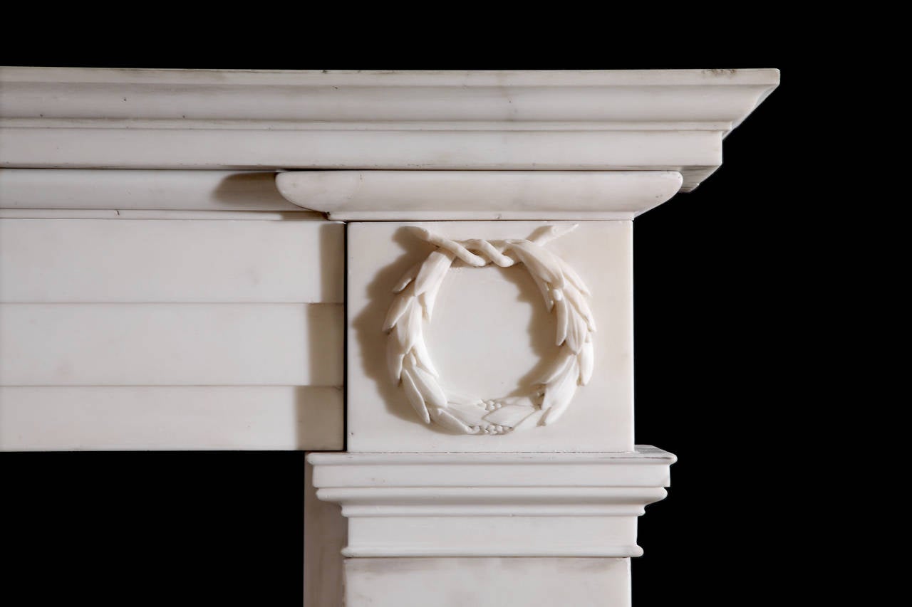 Early 19th Century Regency Mantle in Statuary Marble 1