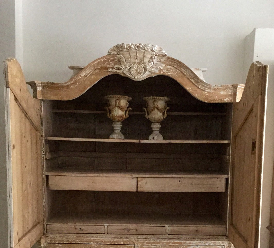 19th Century French Rococo Style Buffet Deux Corps 3