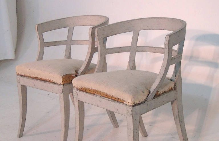 Pair of 19th Century Swedish Sulla Chairs In Excellent Condition In Wichita, KS
