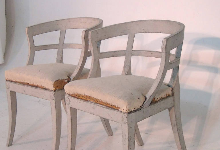 Pair of 19th Century Swedish Sulla Chairs 2