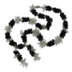 Lariat Art Deco francese in Pate de Verre di cristallo e getto