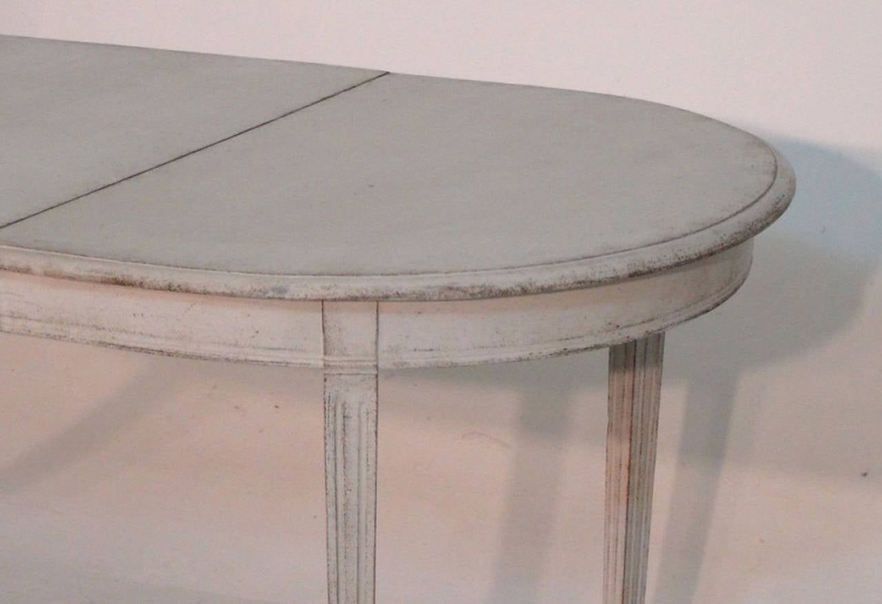 20th Century Swedish Painted Dining Table in the Gustavian Style