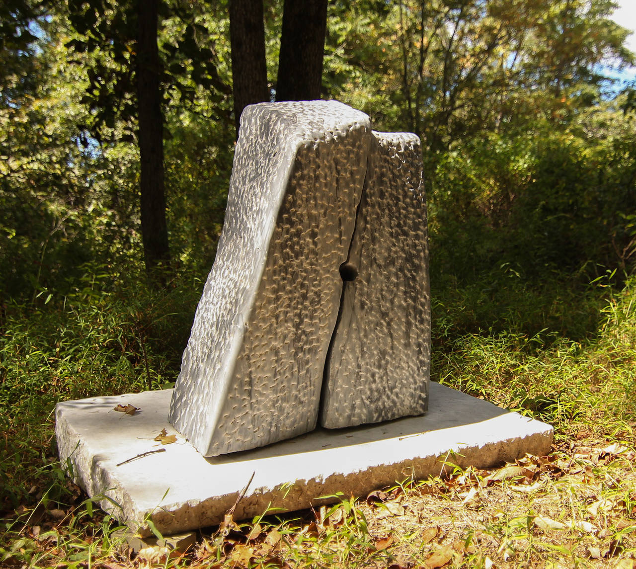 Marble sculpture by Hanna Eshel, entitled 