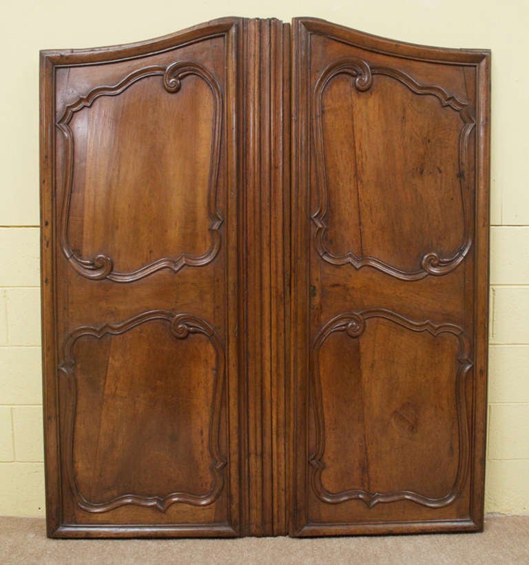 Pair of Carved Louis XV French Walnut Armoire Doors - STORE CLOSING MAY 31ST In Excellent Condition In San Mateo, CA